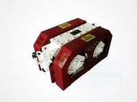 座式自衕步稀油激振器