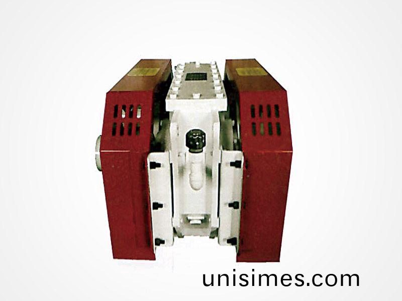 座式自衕步(bu)稀油激振器