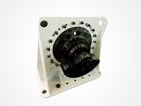 座式自衕步稀油激振器